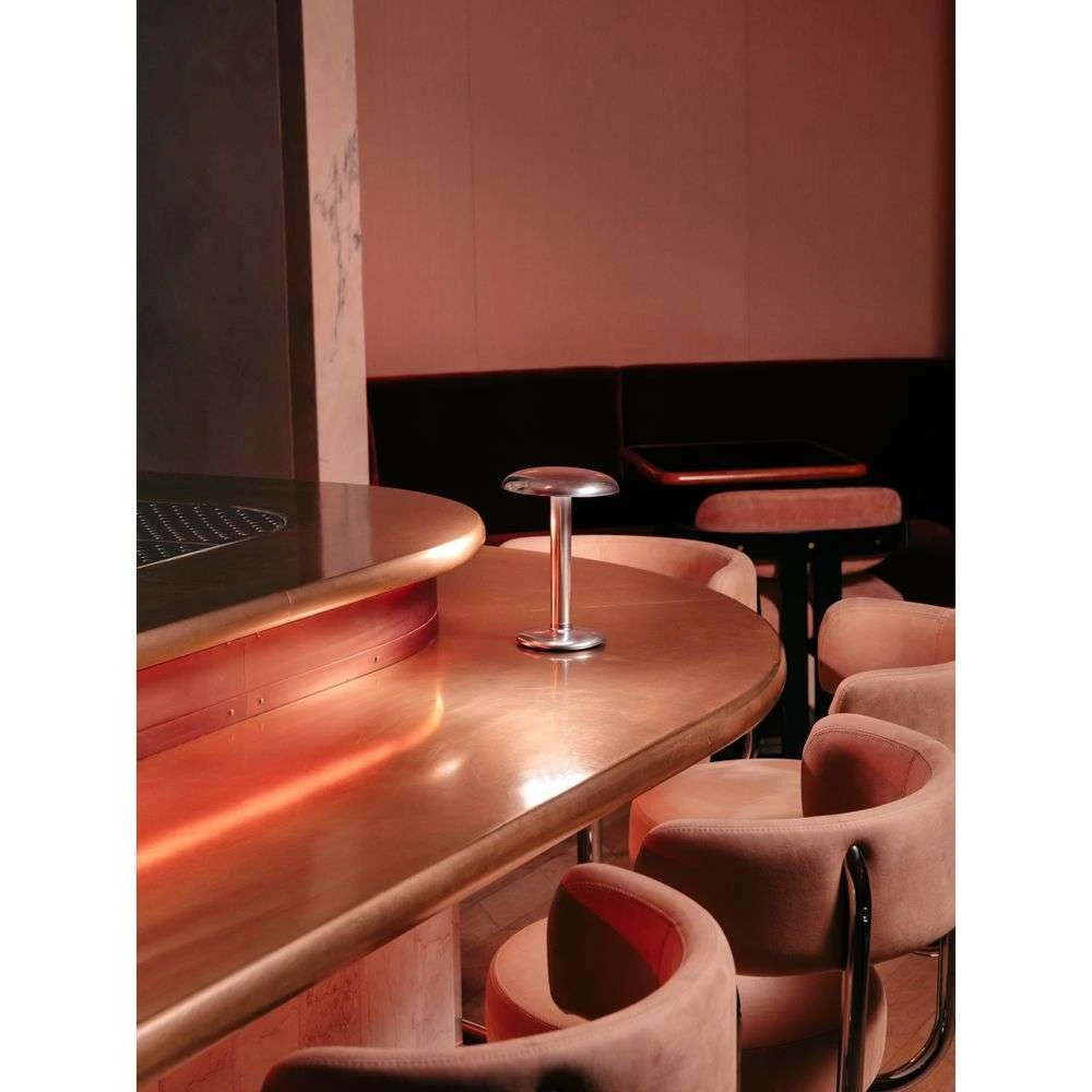 Gustave Portable Taffellamp Polished Silver - Flos - Koop Online 6 Gustave Portable Taffellamp Polished Silver - Flos - Koop Online - Afbeelding 4